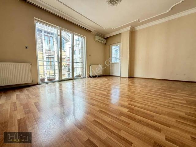 Gültepe Metrobüs Yanı 3+1 Kiralık Daire 130m²