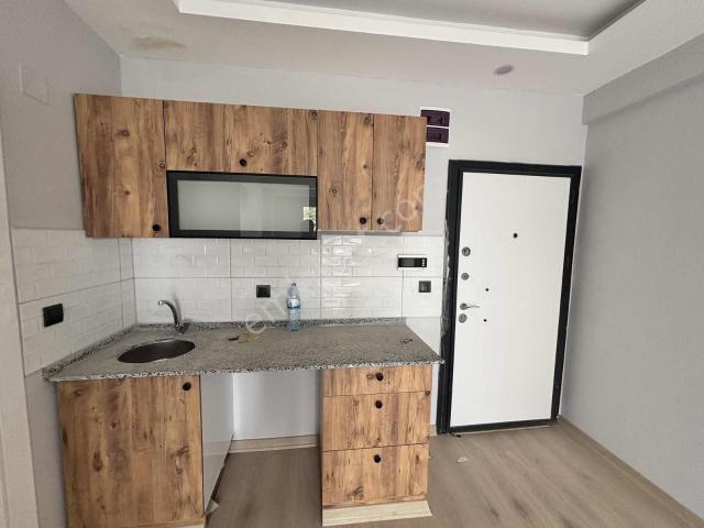 Gültepe`de~gelincik~caddesinde~yatırımlık~1+1~balkonlu~kaçmaz