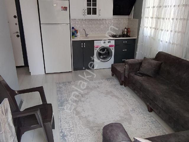 Gültepe Gelincik Caddesi'nde 1+1 Eşyalı Kiralık Uygun Temiz Daire