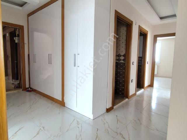 Gültepe İskanlı Doğalgazlı Geniş Oturumlu 3+1 Daire