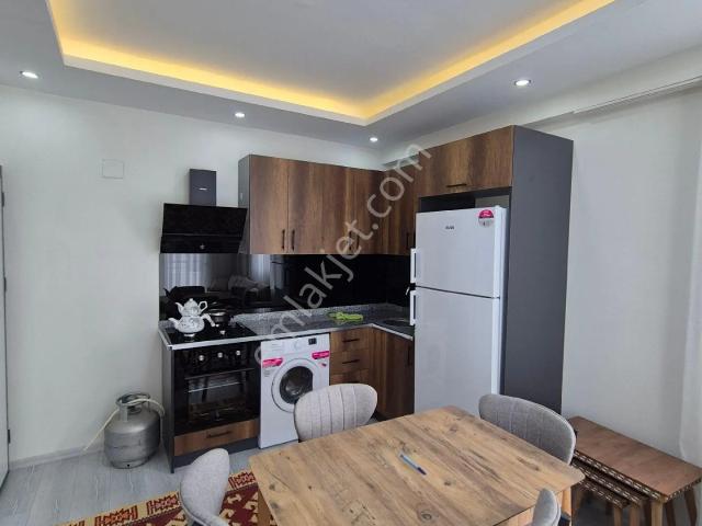 Gültepe'de 1+1 Full Eşyalı Az Katlı Geniş Oturumlu Kiralık Daire
