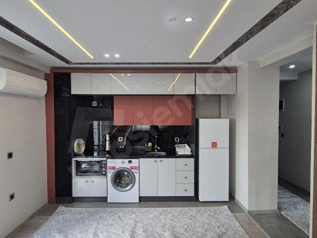 GÜLTEPE'DE 1+1 FULL SIFIR EŞYALI ANTRELİ VE BALKONLU KİRALIK DAİRE