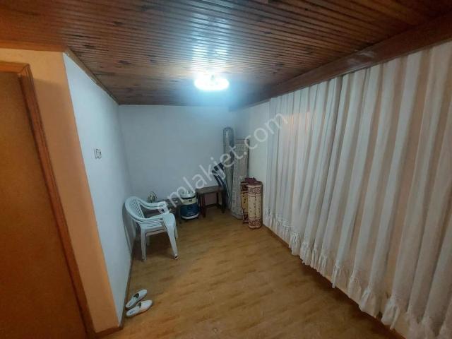 Gültepe'de Caddeye Yakın,1+1,65m2,faturalar Dahil Daire Artum'da