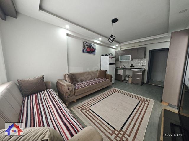 GÜLTEPEDE FULL EŞYALI GENİS OTURUMLU ACİLL KİRALIK 1+1 DAİRE!