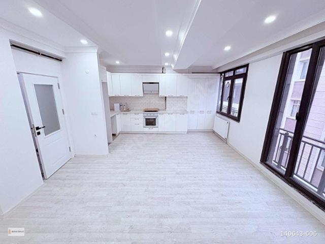GÜLTEPE'DE SATILIK 4+2 160m2 SIFIR DUBLEX METROBÜS DİBİ FIRSAT