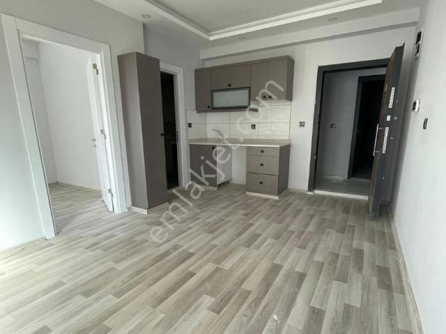 Gültepe'de Palalı'dan 1+1 Daire