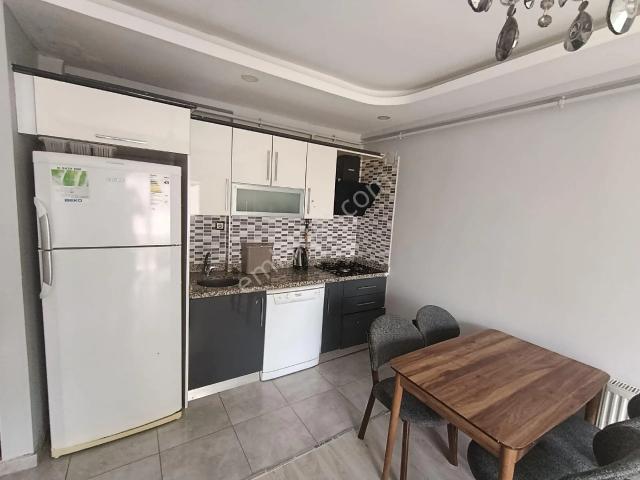 gültepede*cadde Üzeri*g.oturum*temiz Eşyalı Daire