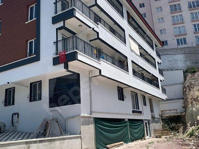GÜLVEREN BAHÇELERÜSTÜNDE 1+1 SIFIR AMERİKAN MUTFAK SATILIK DAİRE