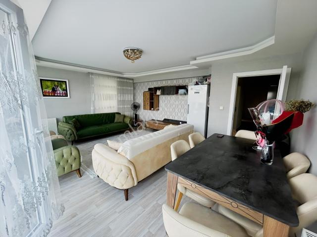Gülveren Mah 3+1 Kat 1 Acık Teraslı 155 M2 Asansörlü