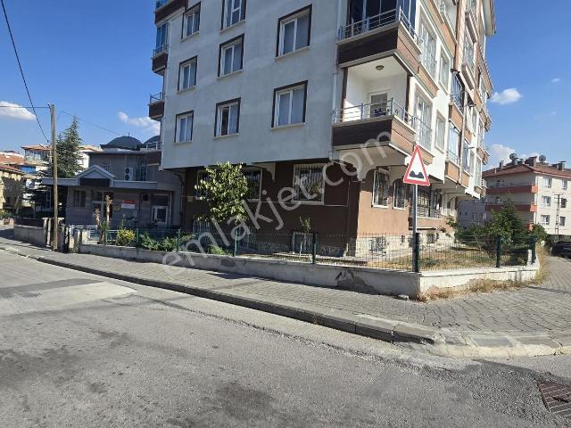 Gülveren Mah 3+1 Yüksek Giriş Ön Cephe Montalamalı Asansörlü