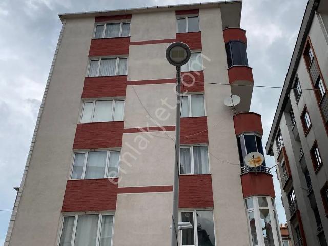 Gül Gayrimenkul'den Tirebolu Akmaz'da Satılık 2+1 Daire