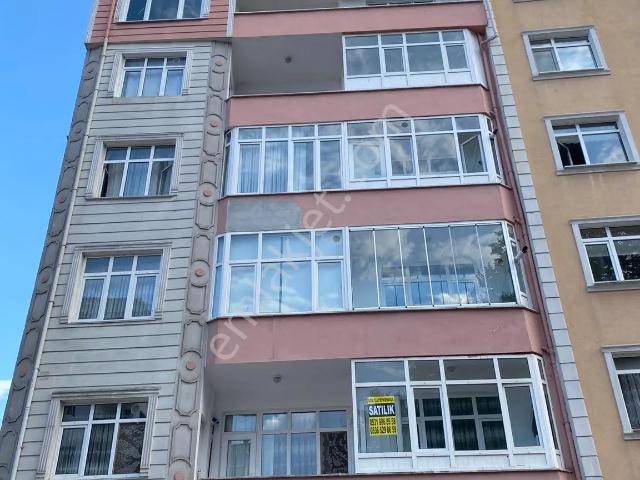 Gül Gayrimenkul'den Tirebolu Körliman Mahallesi'nde Merkezi Konumda Satılık 2+1 Daire