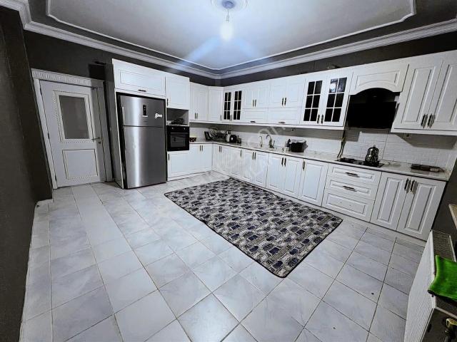 Gül Emlaktan Eski Hastane Cad Satılık 3+1 Daire
