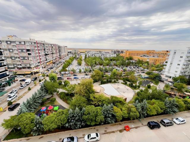 Gül Emlak'tan Hastane Ve Park Karşısında Satılık Uygun 3+1 Daire