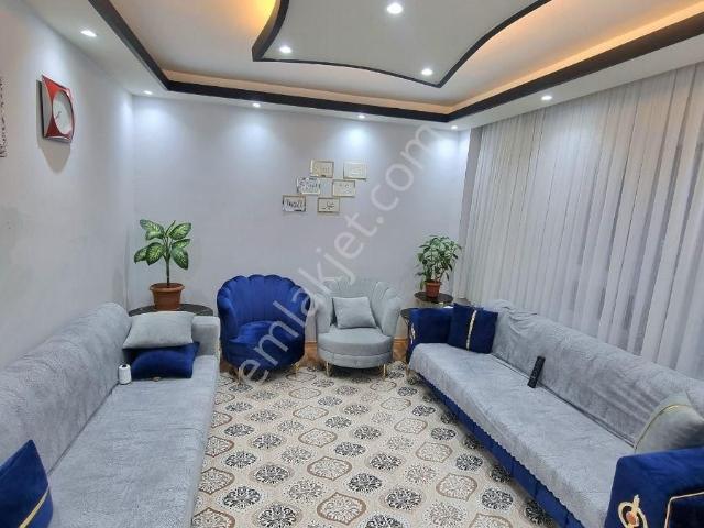 Gül Emlaktan Masrafsız Yapılı 3+1 Giriş Konumunda Daire