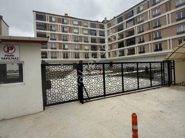 Gül Emlaktan Satılık 3+1 Büyük Lüx Daire Altınevlerde 2kat