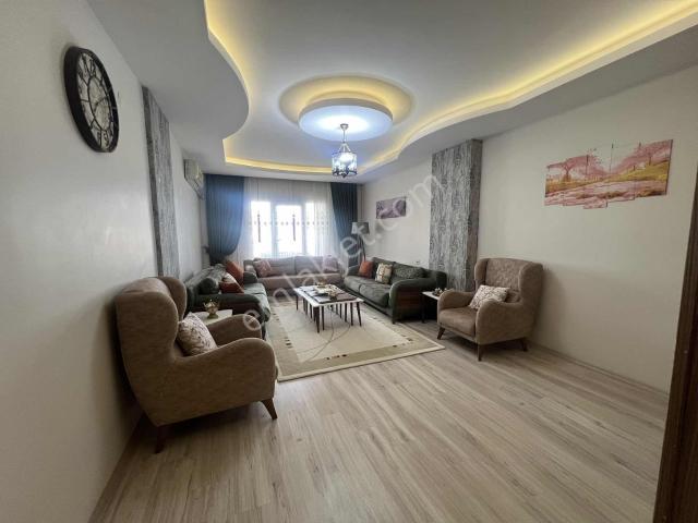 Gül Emlak'tan Site De Satılık 4+1&kilerli Daire