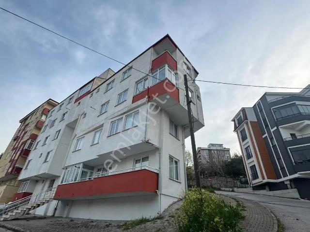 Gül Emlak'dan Sütlüçe Mah'de Satılık 1+1 Daire Kiracılı