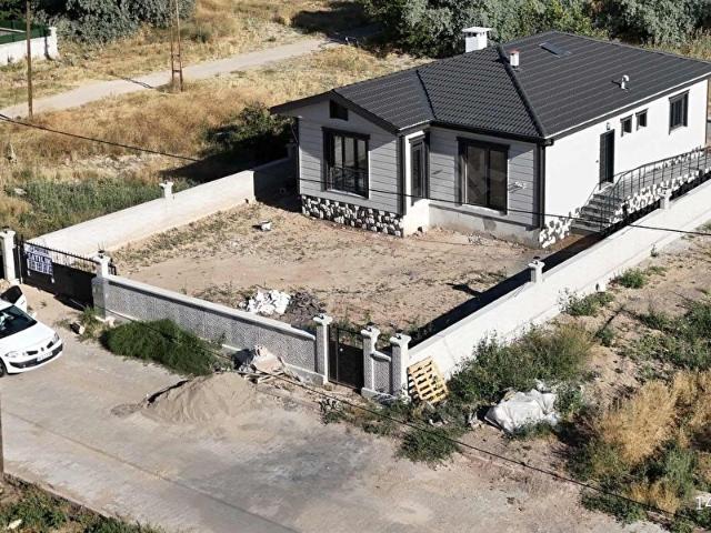 GÜLŞEHİR FATİH'TE SATILIK VİLLA