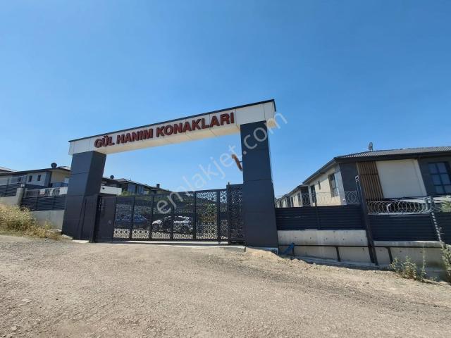 Gül Hanım Konakları en Değerli Konumda Köşe Villa krediye Uygun