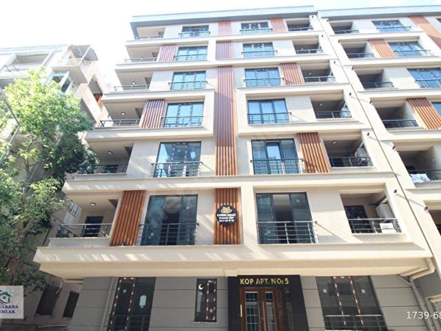 GÜLBABA EMLAKTAN YAYLA CAMLIK CİVARI 2+1 KÖŞE DAİRE