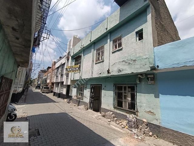 Gülbahçe Mah. Dağlıoğlu Karakol Civarı 2 /katlı Komple Satılık