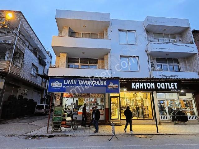 Gülbahçesi Ana Yol Üzeri Acil Satılık 2 Daire 3 Mağaza Komple Sa