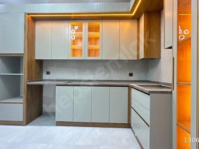 GÜLEM'den 2+1 KÖŞE KONUMDA PANJURLU GENİŞ BALKONLU LÜKS DAİRE