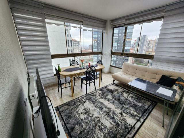 Güler^den Güneşevlerde 2 Bloklu Sitede 8.kat Ful Yapılı Manzaralı Acayip Yapılı Fıstık Gibi 4+1 Dair