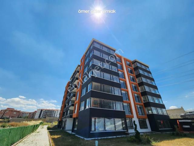 Güler^den Eymirde Sıfır 4+1 3.kat 4+1 180m2 Site İçi Manzaralııı