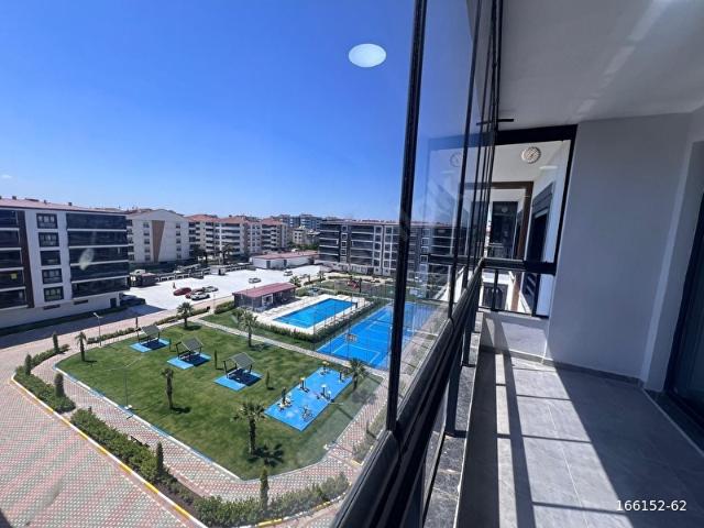 GÜLER GAYRİMENKUL'DEN HAVUZLU SİTE ULTRA LÜKS 3+1