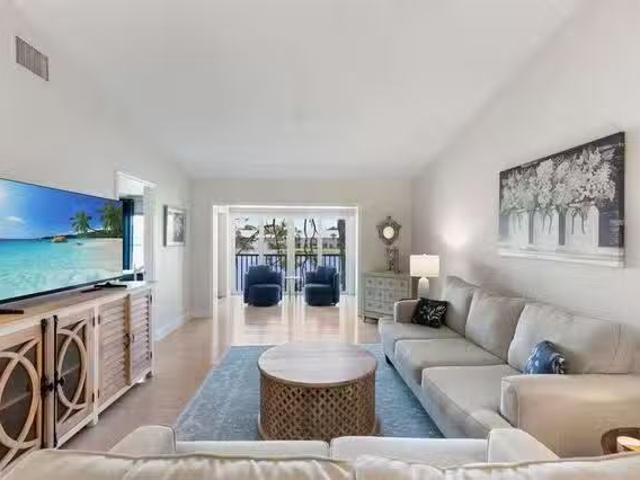 Gulf Pavillion Drive