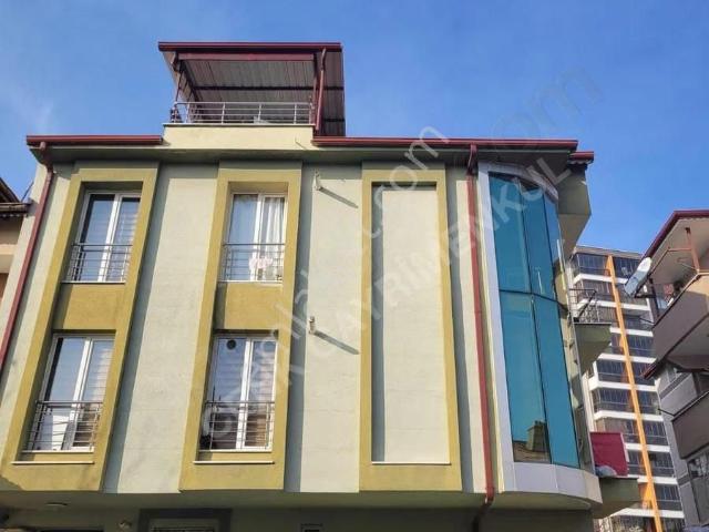 Gülistan Söyleyici Evıva Sitesinin Altı Satılık 2+1 Apart