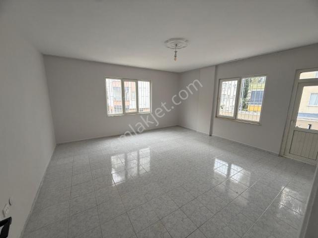 Güllerpınarı'nda Kiralık 2+1 Ayrı Mutfaklı Daire
