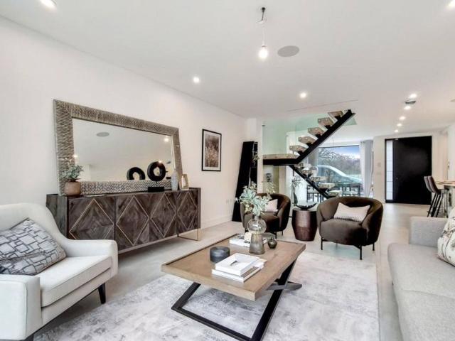 Gulliver Place, London N10, 4 bed semi detached house to rent, £8,750 pcm | PrimeLocation