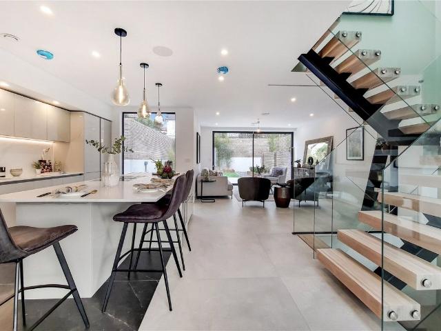 Gulliver Place, East Finchley N10, 4 bed semi detached house to rent, £8,495 pcm | PrimeLocation