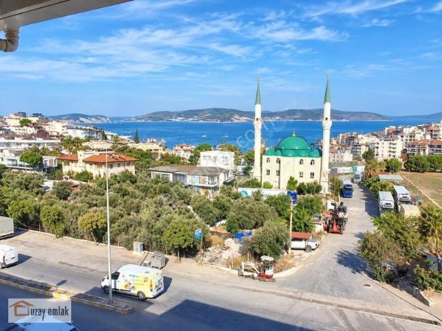 Güllükün Merkezinde Deniz Manzaralı Teraslı Satılık 2+1