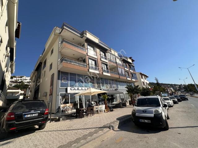 Güllük Kiralık Geniş Ferah Kullanışlı 4+1 Daire