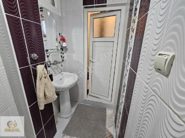 Gülpınar Mh Kapalı Salı Semt Pazarına Yakın 188 Mt 3 Katlı Ev