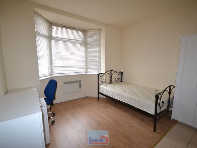 Gulson Road CV1, Studio to rent, £500 pcm | PrimeLocation
