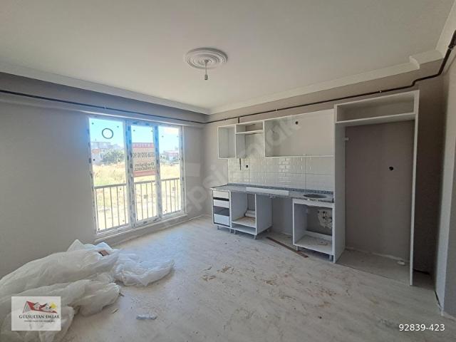 GÜLSULTAN EMLAK ' TAN TEKİRDAĞ MERKEZ ZAFER MAH. SIFIR BİNA SATILIK SIFIR 1+1 DAİRE