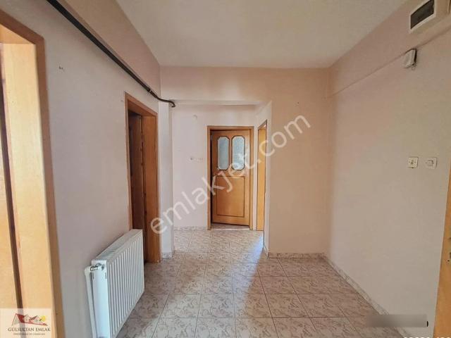 Gülsultan Emlak ' Tan Tekirdağ Merkez Yavuz Mah. Kiralık 3+1 Ferah Daire