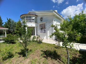 Gürşen Sitesinde Geniş Ferah Kiralık Villa