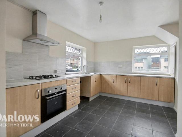 Gurnos Road, Merthyr tydfil 3 bed end of terrace house to rent £825 pcm £190 pw