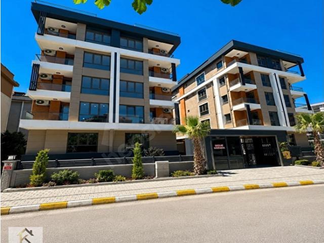 GÜRPINAR'DA KAÇIRILMAYACAK 3+1BUTİK SİTEGENİŞ YAŞAM ALANI