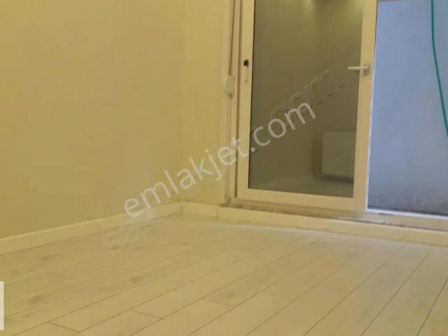Gürsel'de 1+1 Kiralık Bahçe Katı Daire