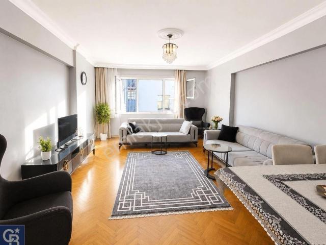 Gürselde Satılık Geniş 3+1 Merkezi Daire