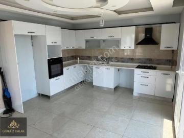 Begoviç Hayat Büfe Civarı 2+1 Açık Mutfak Kiralık Daire