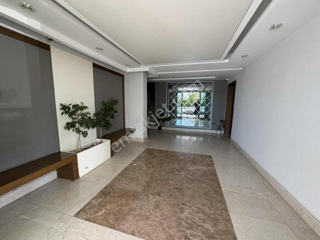 Gürselpaşa Da Havuzlu Güvenlikli Site Ç.banyo G.odalı Kombi 2+1