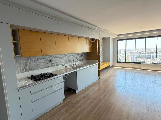 Gürselpaşa’da Havuzlu Sitede Akıllı Ev Sistemli 4+1 Kiralık Ultra Lüks Daire!